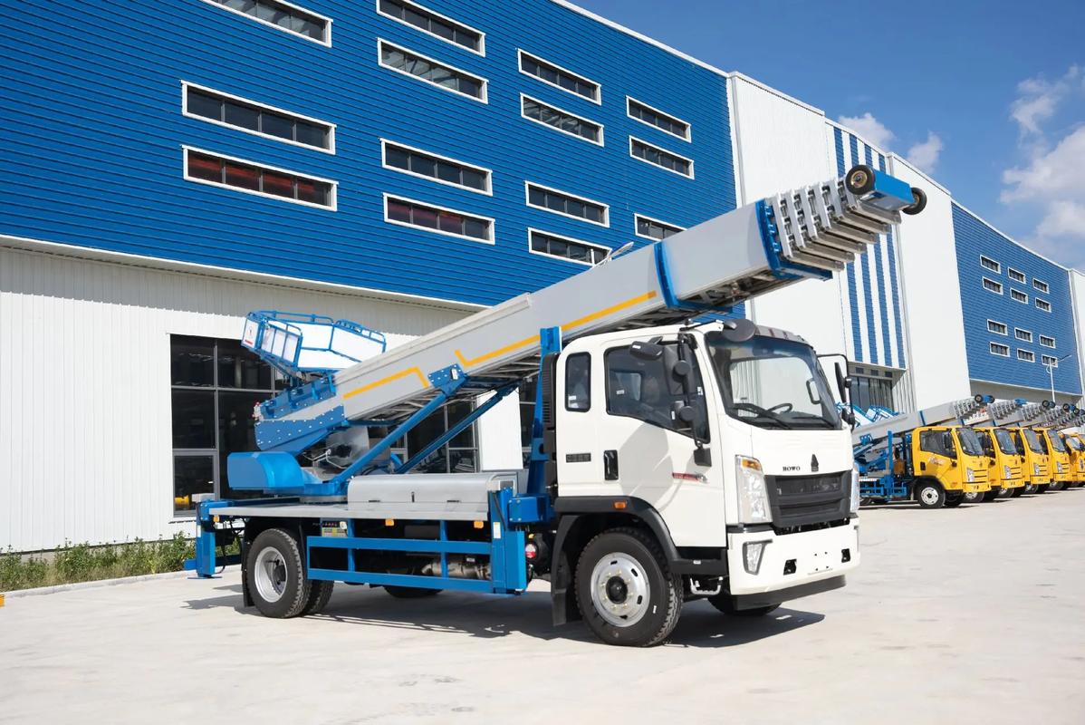 莆田秀屿出租云梯车高空作业车 建筑垃圾搬运